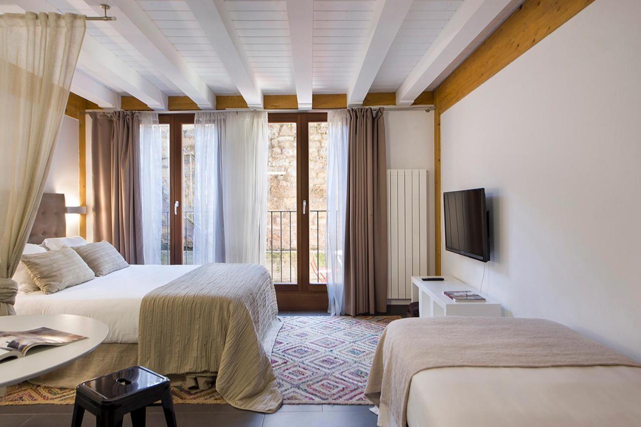 La Casa De Santa Maria Estudios Vitoria-Gasteiz Bagian luar foto