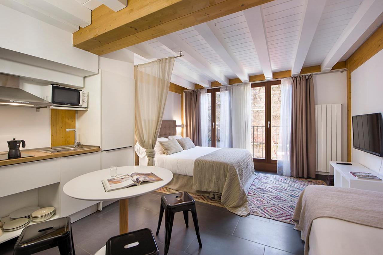 La Casa De Santa Maria Estudios Vitoria-Gasteiz Bagian luar foto