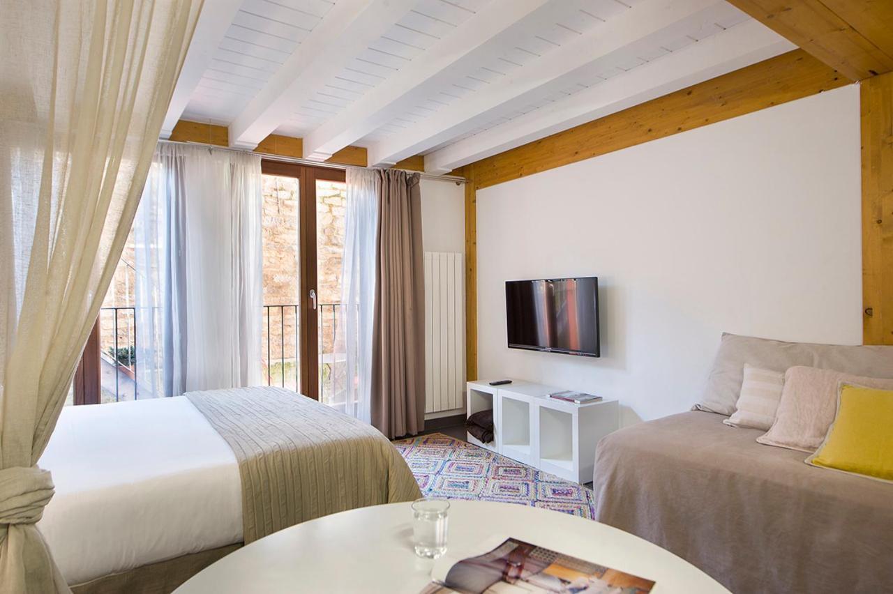 La Casa De Santa Maria Estudios Vitoria-Gasteiz Bagian luar foto